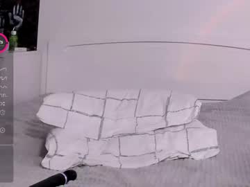 girl
        andreatasty_official cam image #6484343