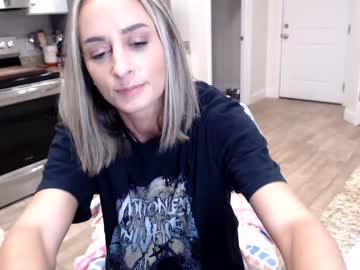 girl
        holihurricane cam image #5933092