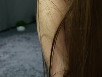 girl
        yeepshyy cam image #3896798