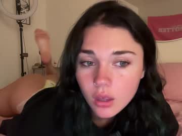 girl
        queencassidyy cam image #4897764
