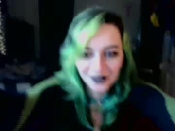 girl
        inarafoxxx cam image #3747547