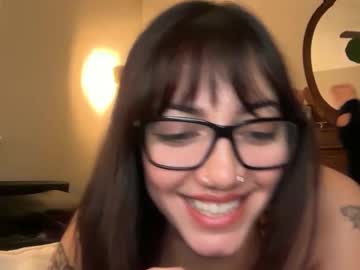 girl
        pocketnikki cam image #6149640