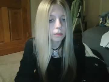 girl
        flavorbucks cam image #2958607