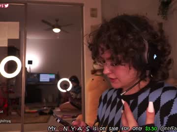 girl
        evelynpiers cam image #444858