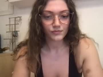 girl
        jacquelinexox cam image #2411596
