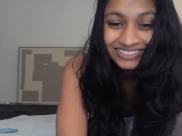 girl
        xzaramx cam image #3809795