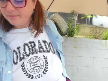 girl
        milkykandy cam image #1475450