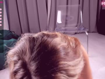 girl
        spoilm3mor3 cam image #2049828