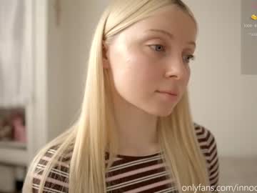 girl
        pureangeldolores cam image #3957592