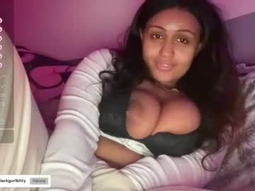 girl
        blackgurlkitty cam image #4667236