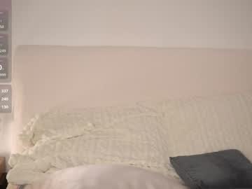 girl
        honeyyykate cam image #5886736