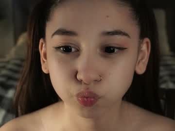 girl
        zarascarlett cam image #4746673