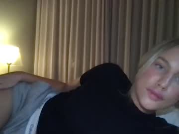 girl
        alexishemsworth cam image #3266616