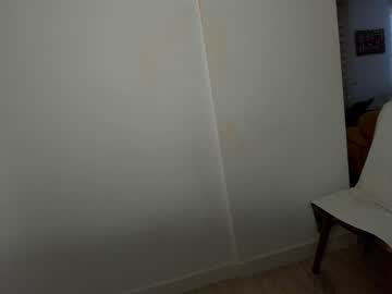 girl
        ehotlovea cam image #41113