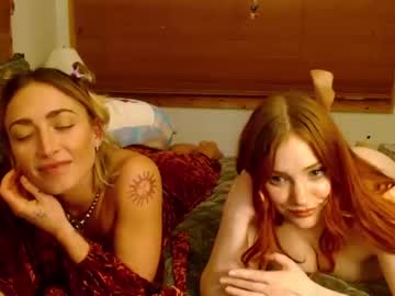 girl
        sultrysoleil cam image #4215636