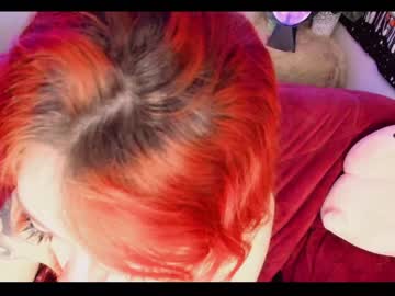 girl
        nebamazee cam image #220374