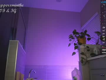 girl
        pepperxminthe cam image #2060892