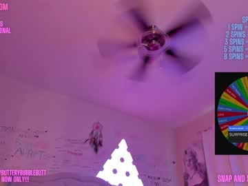 girl
        butterybubblebutt cam image #4674150