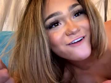 girl
        ari_02 cam image #2062085