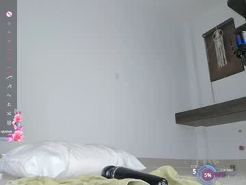 girl
        oda_assuri cam image #6336119
