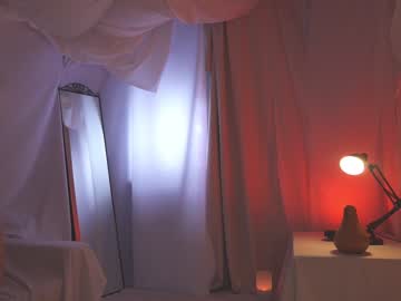 girl
        sunny_maria cam image #2649077
