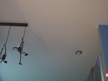 girl
        hoolybunny cam image #1666012