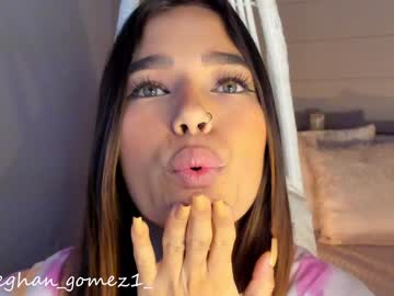 girl
        _meghan_gomez1_ cam image #475824