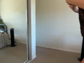 girl
        novamills cam image #6873671