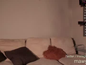 girl
        maryberrygh_ cam image #2147353