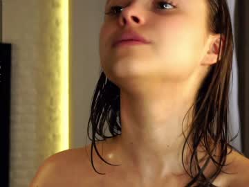 girl
        a_whole_eternity cam image #4135043