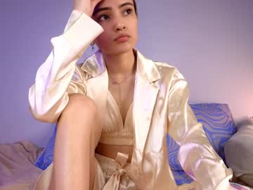 girl
        babyface_cb cam image #4402863