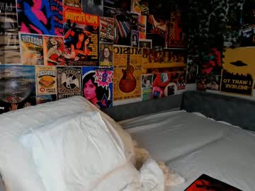 girl
        flirtykitty_ cam image #6535066