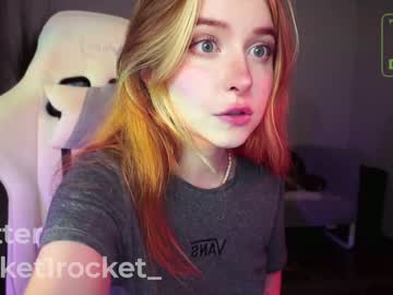 girl
        pocketrocket_ cam image #2353637