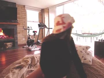 girl
        kendalltyler cam image #3983165