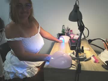 girl
        milkykandy cam image #4649213