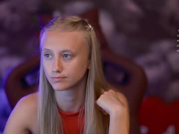girl
        angeellina cam image #5018093