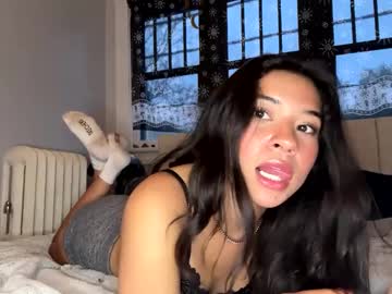 girl
        vanessabb38 cam image #6593037
