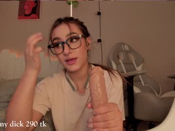girl
        bellaxxx_ cam image #1374312