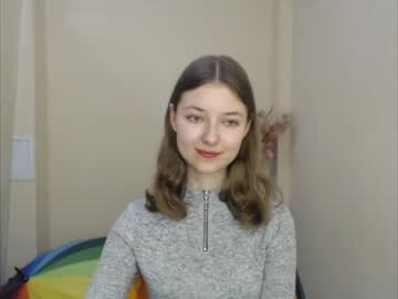 girl
        vivien_leight cam image #1046349