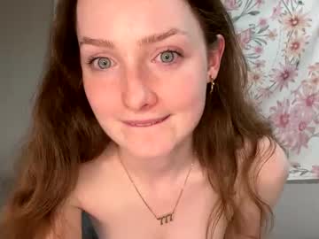 girl Nude Cam Girls Playing Games with loveamber444