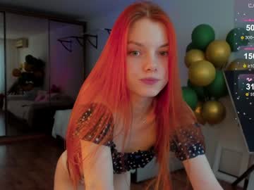 girl
        katy_ethereal cam image #4387663