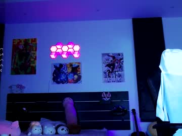 girl
        madnessalise cam image #2452942