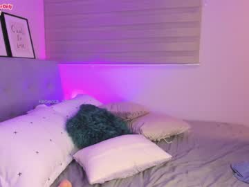 girl
        rebeccastonee cam image #1004118