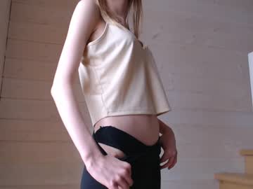 girl
        princess__aurora cam image #856407