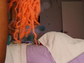 couple
        pandaworldcb cam image #2195203