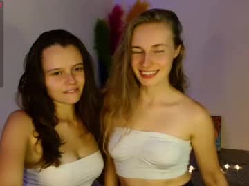 couple Nude Cam Girls Playing Games with sunshine_souls