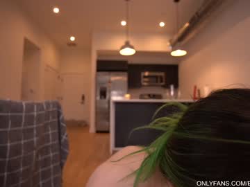 girl
        bailey_eilish cam image #2293481