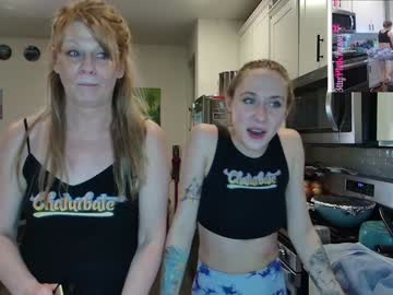 girl
        emberpheonixxx cam image #5572788