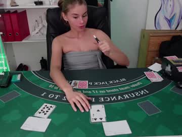 girl
        abby_laker cam image #5573233