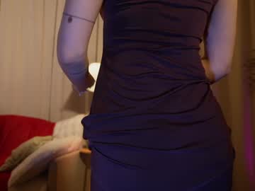 girl
        sarasuo cam image #6640326